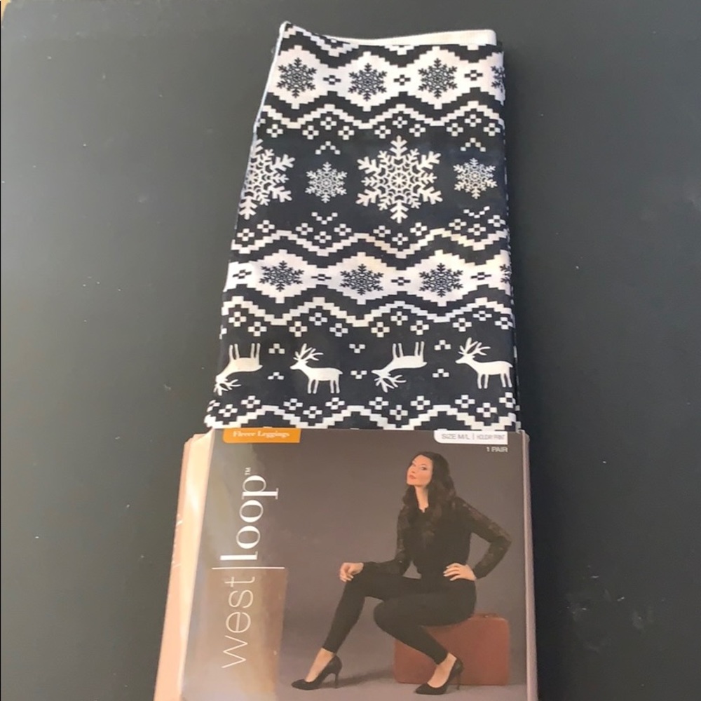 Holiday print fleece leggings